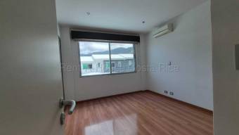 Se vende casa en Piedades Santa Ana 26-1706
