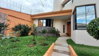 Se vende casa en Mata de Plátano Goicoechea 26-1184 