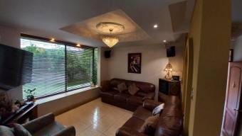Se vende casa en Mata de Plátano Goicoechea 26-1184 