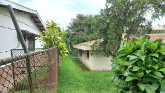 Se vende lote en Mata de Plátano Goicoechea 25-1767