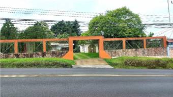 Se vende lote en Mata de Plátano Goicoechea 25-1767