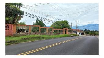 Se vende lote en Mata de Plátano Goicoechea 25-1767