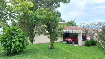 Se vende lote en Mata de Plátano Goicoechea 25-1767