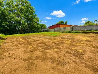 Venta de Lote Plano sobre Calle Principal en Guadalupe #27-247 GS