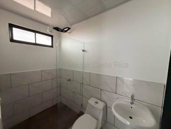 Venta de Casa Esquinera a Estrenar en Tibás #27-227 GS