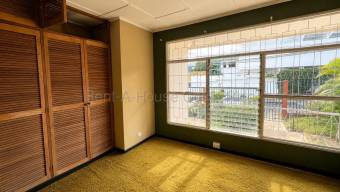 Venta de Casa en Montes de Oca-San Pedro. RAH 27-256