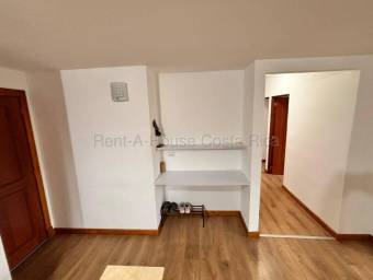 Venta de Apartamento en URUCA-San José. RAH 27-84