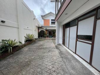 Alquiler de Local Comercial en Barrio Escalante-San José. RAH 27-278