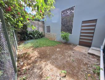 ALQUILER DE CASA EN BRASIL DE MORA 3 HABITACIONES
