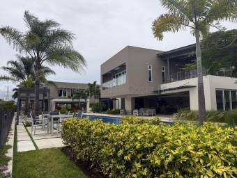 Alquiler de Casa en Escazú-San Rafael. RAH 27-221