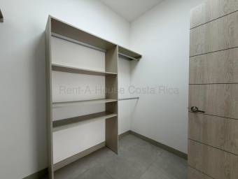 Alquiler de Casa en Escazú-San Rafael. RAH 27-221