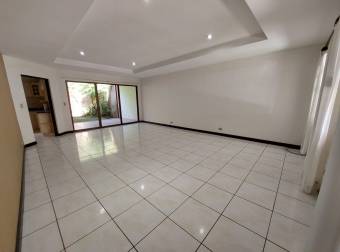 VENTA CASA DE 1 PLANTA EN RESIDENCIAL SANTA ANA POZOS