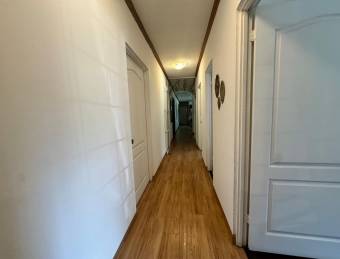 Venta de casa de un nivel con gran jardín y paneles solares #26-1336 GS
