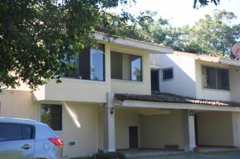Venta de finca con casa y gran potencial para desarrollo #26-777 GS Venta de finca con casa y gran potencial para desarrollo #26-777 GS