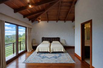 Venta de casa de ultra lujo con vista al campo de golf #26-1500 GS