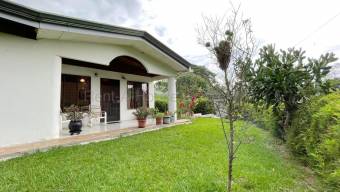 Se vende casa en San Rafael Escazú 27-289