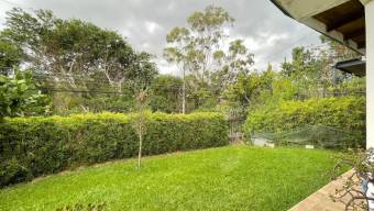 Se vende casa en San Rafael Escazú 27-289
