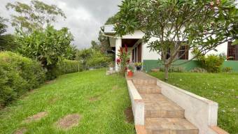 Se vende casa en San Rafael Escazú 27-289