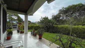 Se vende casa en San Rafael Escazú 27-289