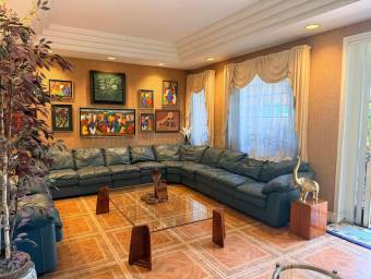Se vende casa en Sabana San José 27-145