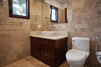 Se vende casa en Granadilla Curridabat 26-1500