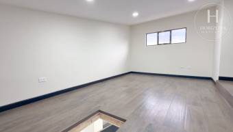 Se Vende Casa para Estrenar en Condominio Distrito San Juan, Tres Ríos 3 Habitaciones y Me