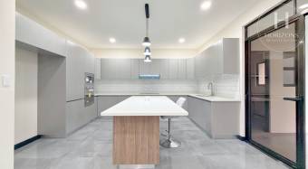 Se Vende Casa para Estrenar en Condominio Distrito San Juan, Tres Ríos 3 Habitaciones y Me