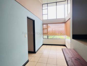 Venta de Elegante Casa con Vista en San Rafael de Heredia #27-223 GS