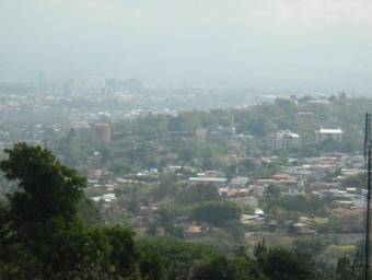 Venta de Lote en Escazú. RAH 27-205