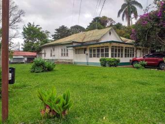 Venta de residencial con 2 casas y 9 apartamentos #26-741 GS