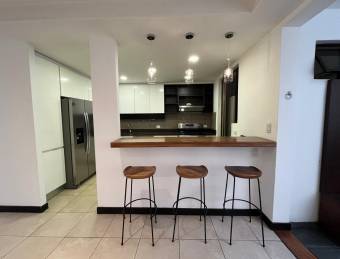 Casa en venta en Escazú cerca Distrito 4