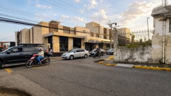 Alquiler de Local Comercial en EL CENTRO de Heredia. RAH 27-294