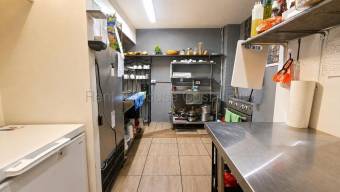 Alquiler de Local Comercial en EL CENTRO de Heredia. RAH 27-294