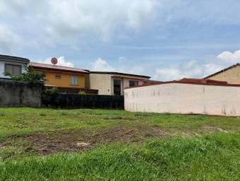 Venta de Lote en San Pablo de Heredia. RAH 27-285
