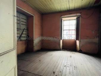 Venta de Lote en El Centro de Heredia. RAH 27-293 INVERSIÓN