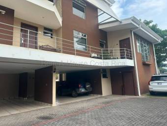 Se alquila apartamento en Pozos Santa Ana 27-297