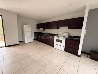 Se alquila apartamento en Pozos Santa Ana 27-297