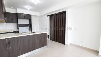 Se alquila apartamento en Rincon de Sabanilla San Pablo 27-296
