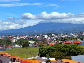 Se alquila apartamento en San Pablo Heredia 27-260