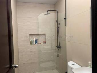 Se vende casa en San Antonio Escazú 26-2166