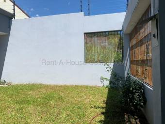 Se vende casa en San Antonio Escazú 26-2166