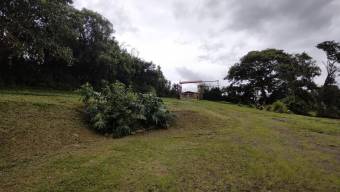 Venta de 2 Casas en San Rafael-Concepción de Heredia. RAH 27-286 INVERSIÓN Venta de 2 Casas en San Rafael-Concepción de Heredia. RAH 27-286 INVERSIÓN