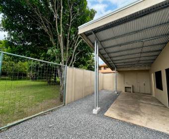 Single-story house with 2 bedrooms for rent in La Guácima, Alajuela Single-story house with 2 bedrooms for rent in La Guácima, Alajuela