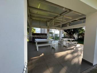 Se vende apartamento en Ulloa Heredia 27-24