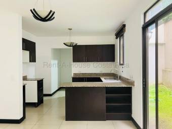 Se vende casa en Ulloa Heredia 26-2246