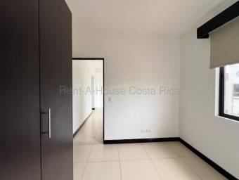 Se vende casa en Ulloa Heredia 26-2246