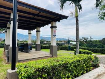 Se vende casa en Ulloa Heredia 26-2246