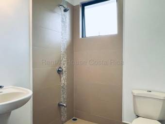Se vende casa en Ulloa Heredia 26-2246