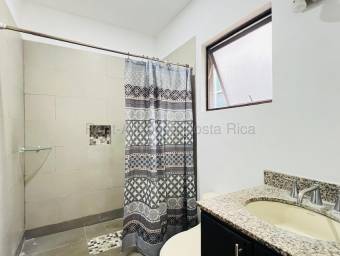 Se vende casa en Ulloa Heredia 26-2246