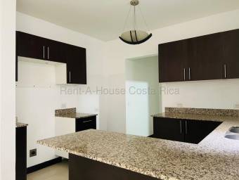 Se vende casa en Ulloa Heredia 26-2246